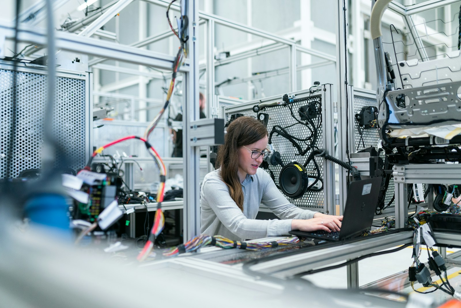 Vision inspection lab with calibrated cameras and lighting rig